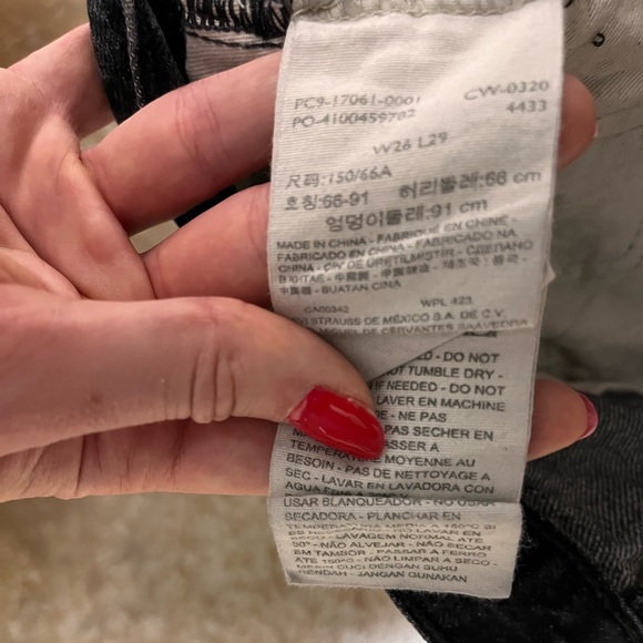 LEVI'S® WELLTHREAD® RIBCAGE STRAIGHT JEANS - Picture 7 of 9